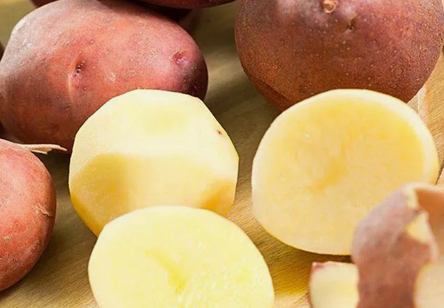 Сорта картофеля с желтой мякотью: лучшие, немецкие, голландские, поздние, фото