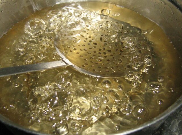 Сироп шиповника: полезные свойства и противопоказания, инструкция по применению